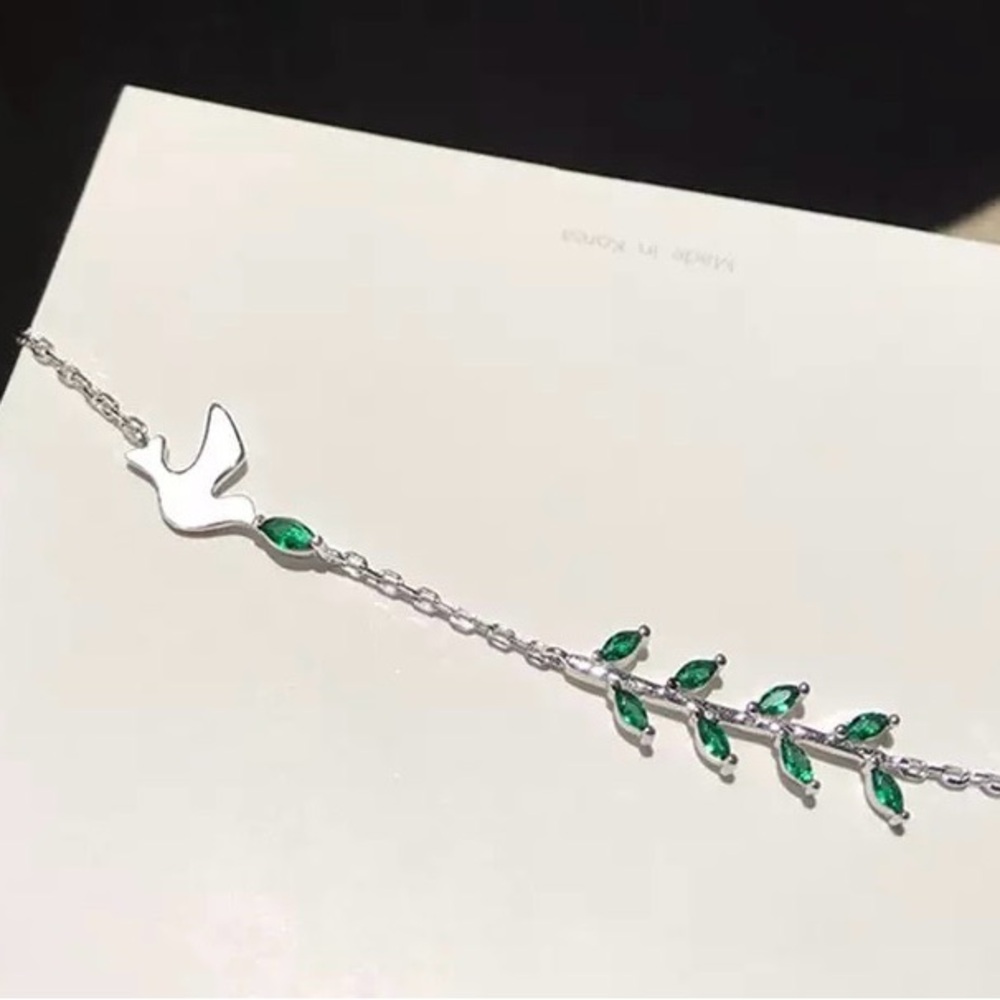 Beautiful Bird and Gemstone Bracelet - 925 Sterling Silver